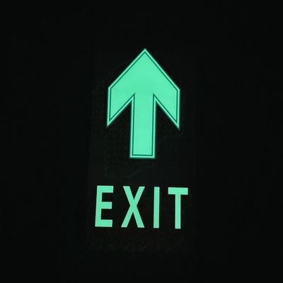 Indoor / Outdoor High Visibility Photoluminescent Signage Durable Safe