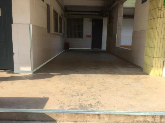 No. 11 projeto alto 1 da renovação da segurança da emergência do prédio da escola